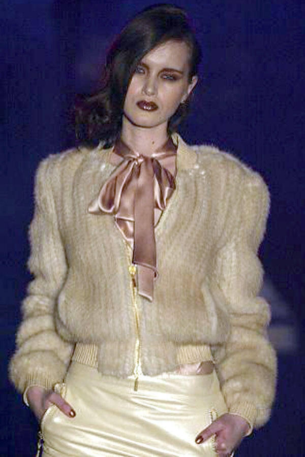 Меха в Лондоне, Неделя моды сезона осень-зима 2004-2005