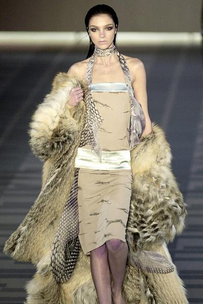 Fendi, лисица Golden Island