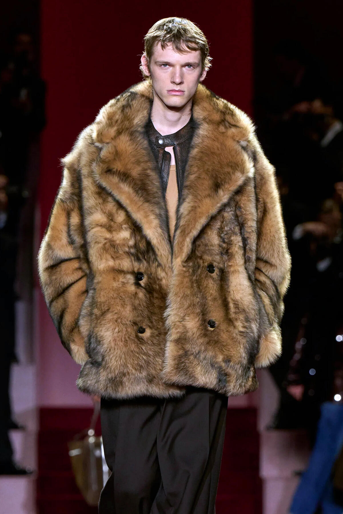 Мужская меховая мода сезона осень-зима 2025-2026