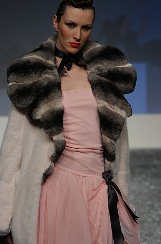 Naomi Furs