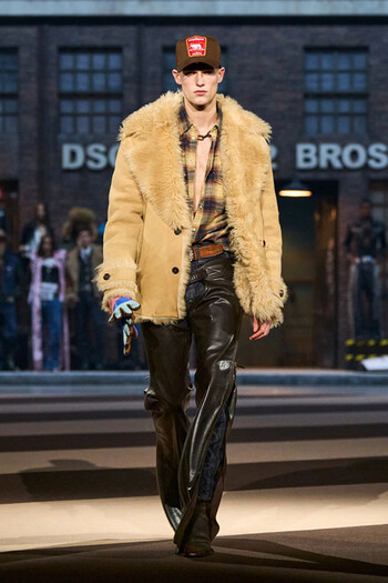 Dsquared2