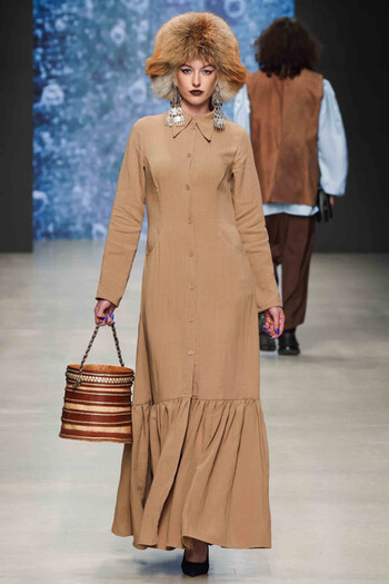 Inniki by Isabella Dordosova