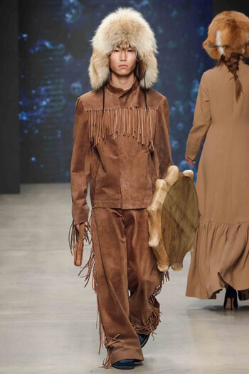 Inniki by Isabella Dordosova